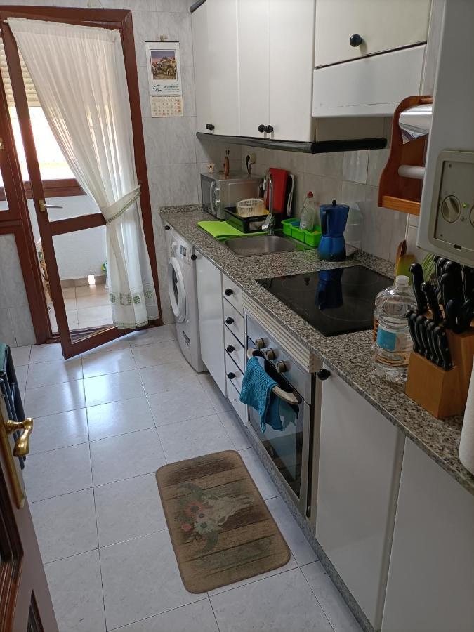 Apartamento Habitación con vistas en Bádames compartido el piso con el propietario y otros huéspedes Exterior foto