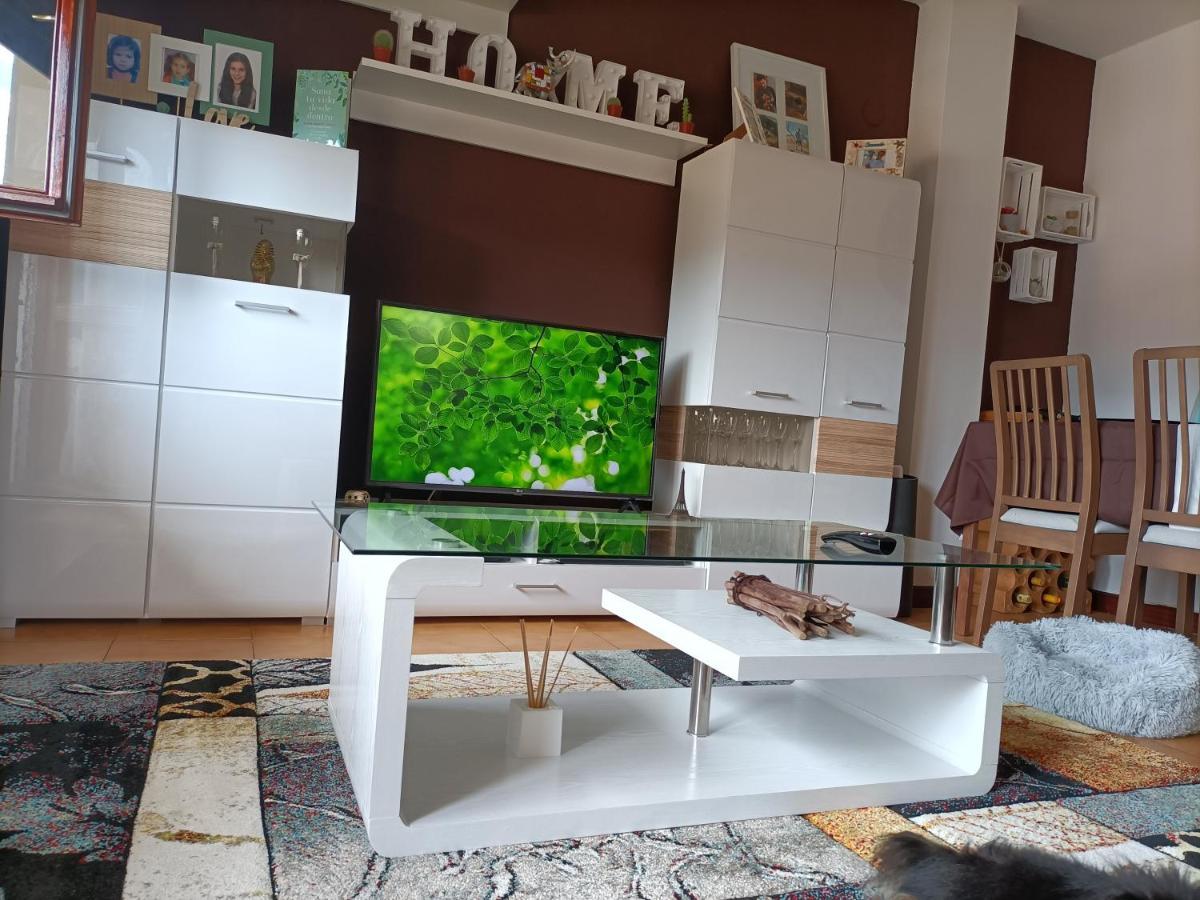 Apartamento Habitación con vistas en Bádames compartido el piso con el propietario y otros huéspedes Exterior foto